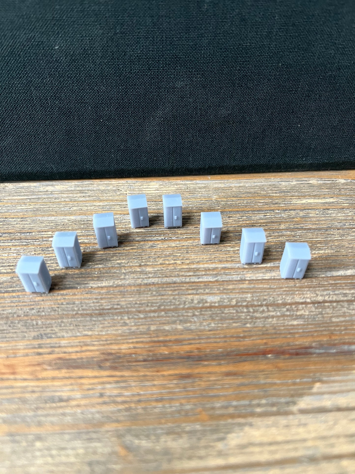 N SCALE 1:160 RAILROAD TRACKSIDE ELECTRICAL BOX (8pk)