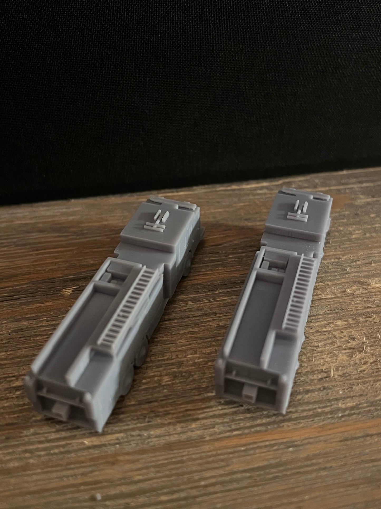 N SCALE 1:160 FIRE TRUCK FIRE ENGINE (2pk)