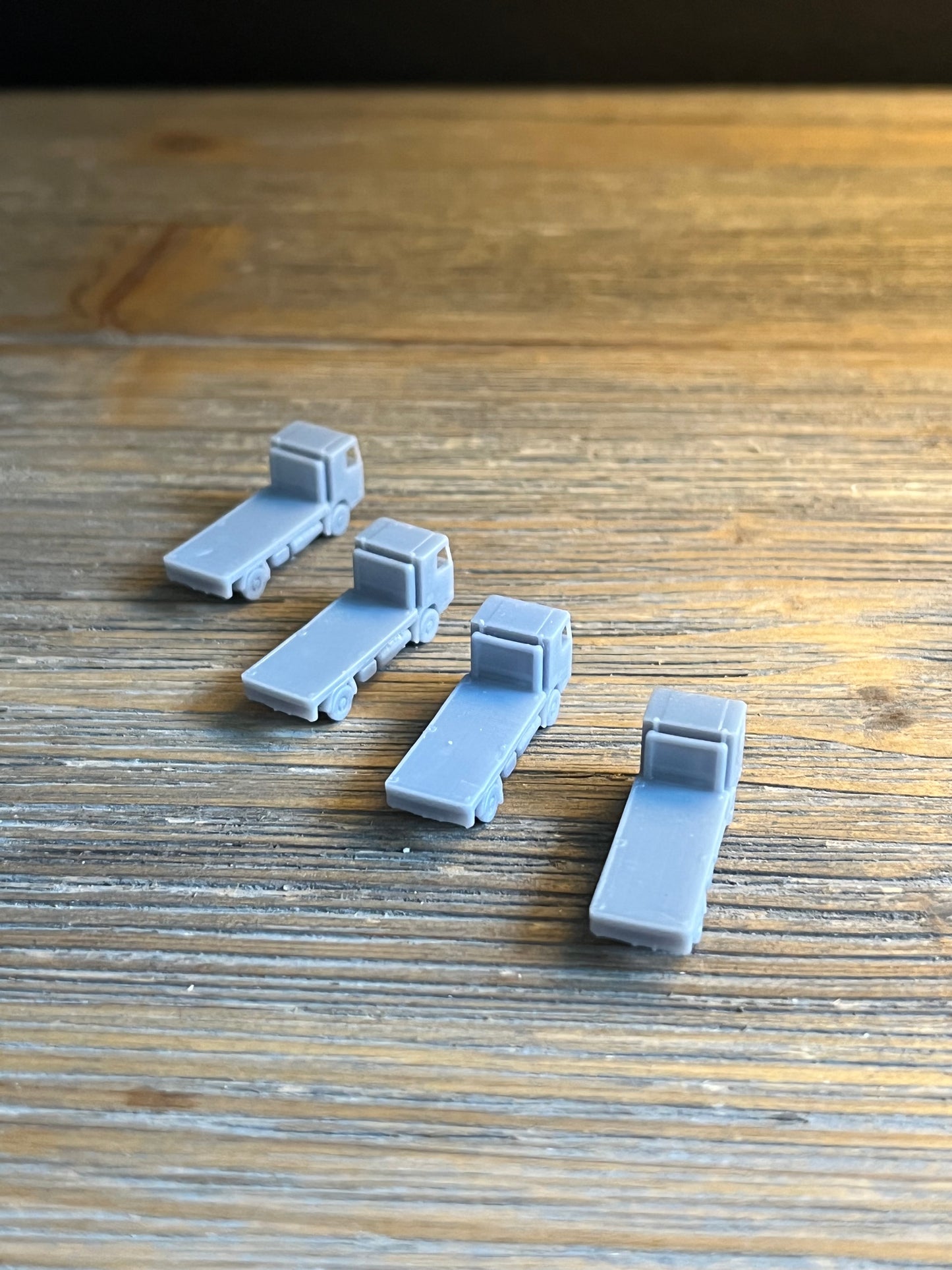 Z SCALE 1:220 UTILITY FLATBED TRUCK (4pk) RESIN 3D PRINTED
