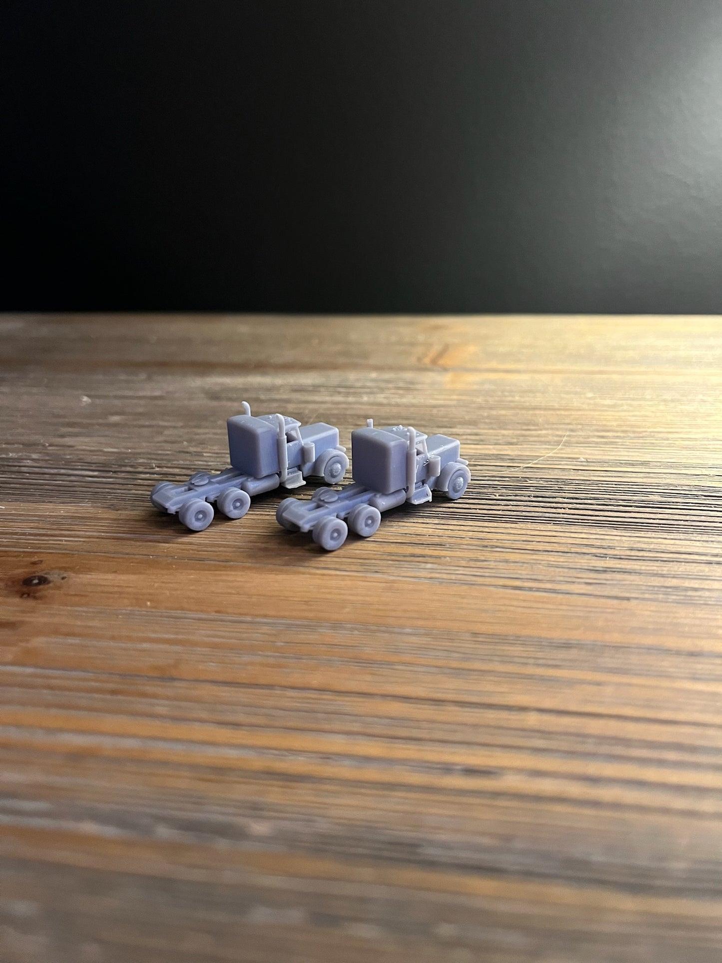 N SCALE 1:160 SEMI TRUCK (2pk)