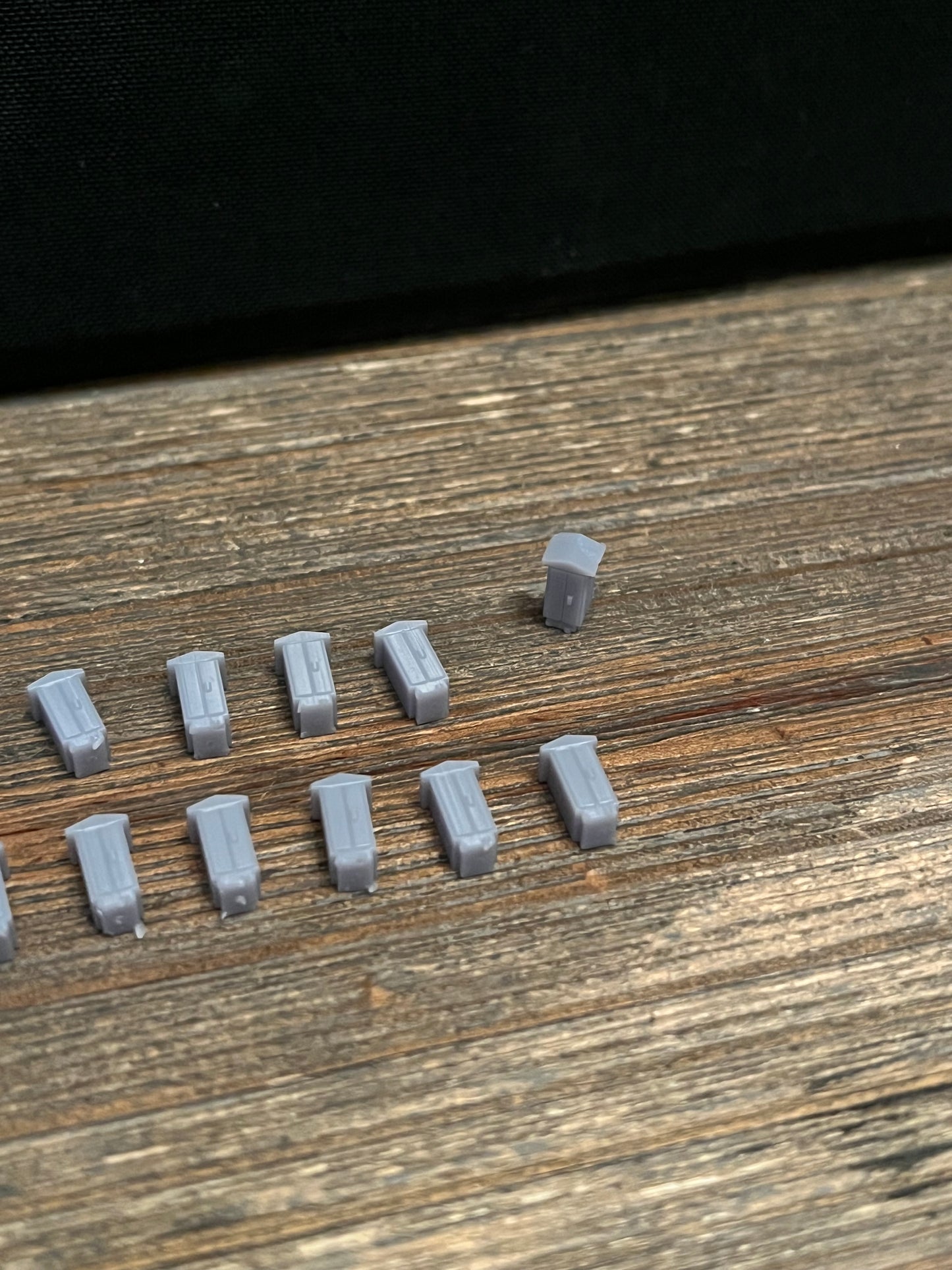 Z SCALE 1:220 RAILROAD TRACKSIDE ELECTRICAL BOX (20pk)