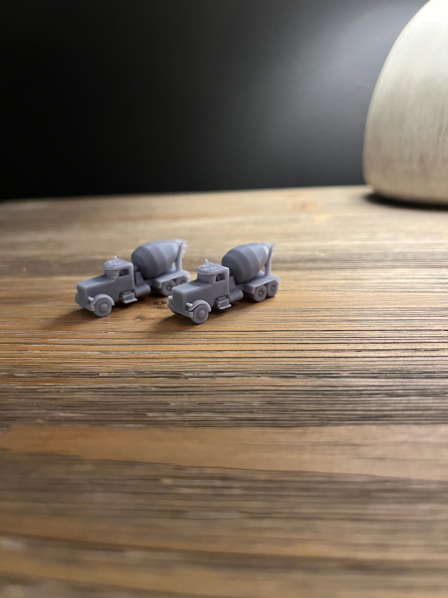 N Scale 1:160 Cement Trucks (2pk) Grey RESIN