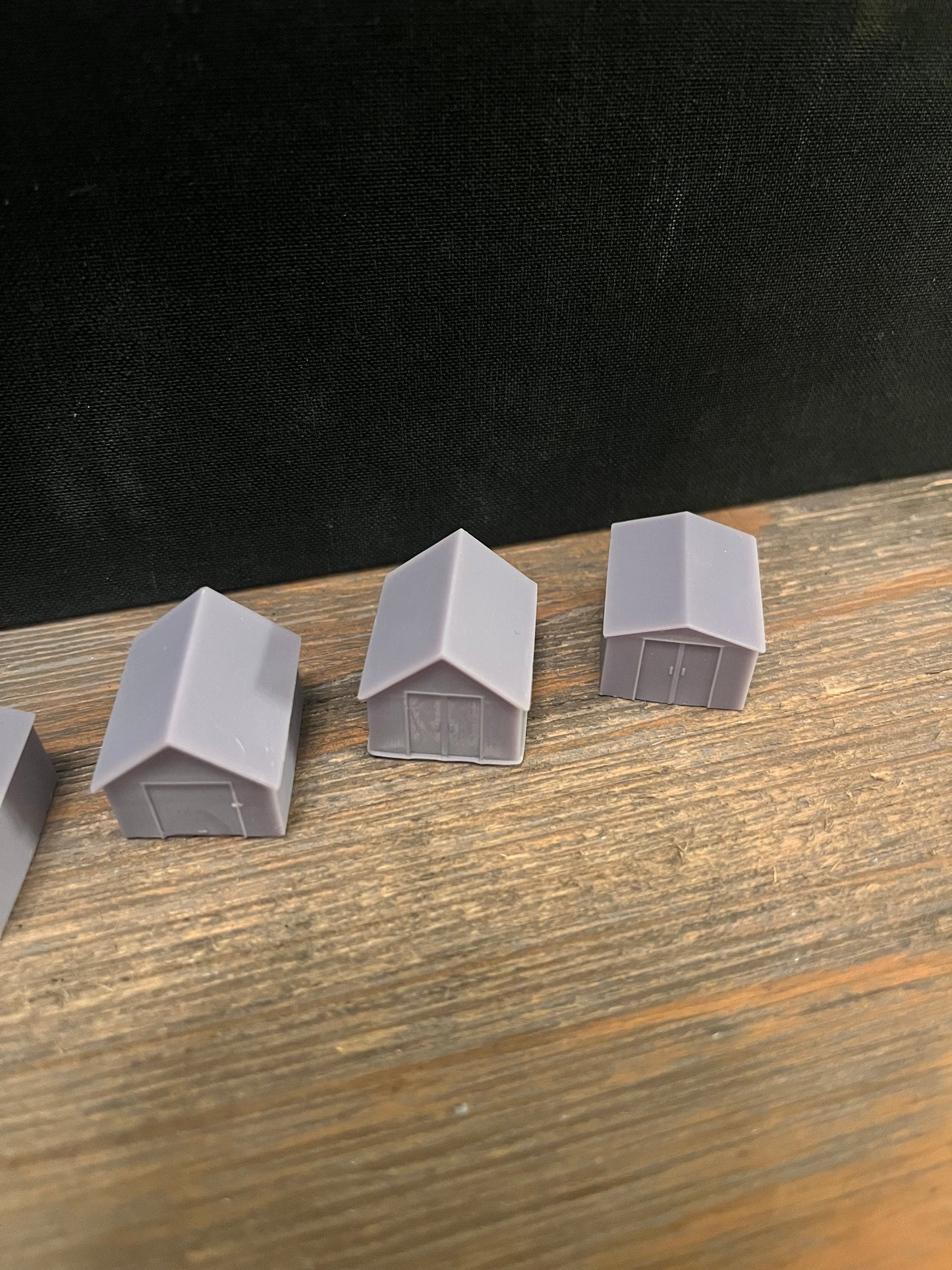 N SCALE 1:160 SMALL SHED / BUILDING VARIETY (5pk)