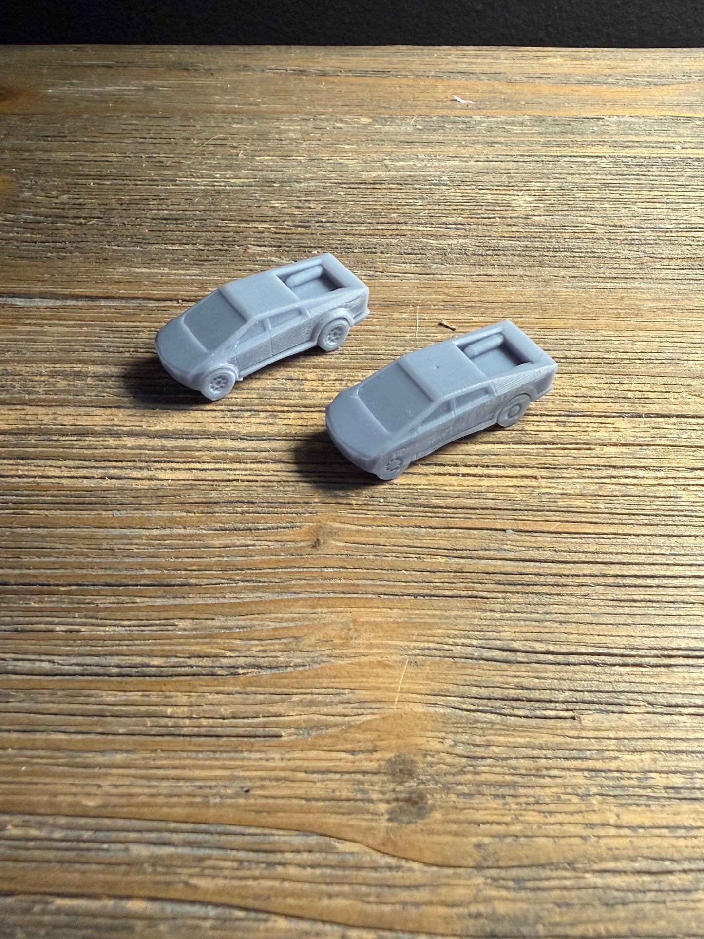 N Scale 1:160 Tesla Cybertruck (2pk)